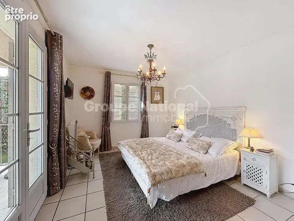 NOUVEAU PRIX  / Proche SAINT REMY DE PROVENCE / Maison familiale avec piscine Diffazur, jacuzzi et jardin paysagé - photo 9
