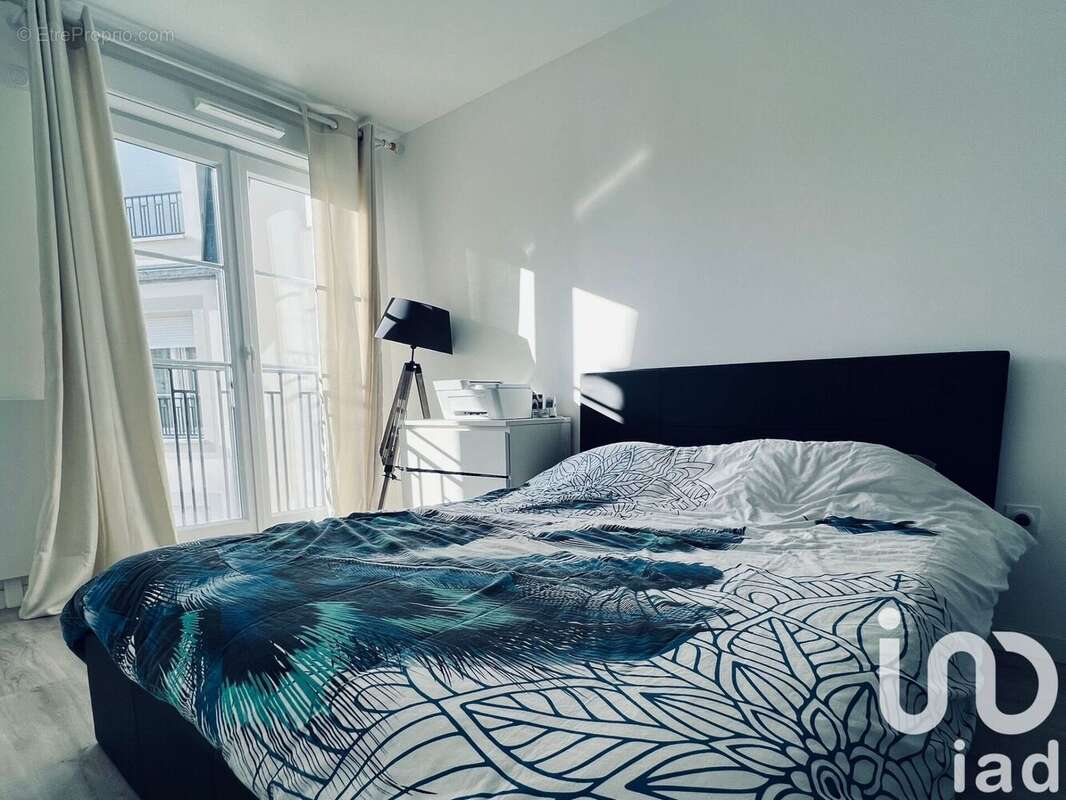 Photo 9 - Appartement à LE PLESSIS-BOUCHARD