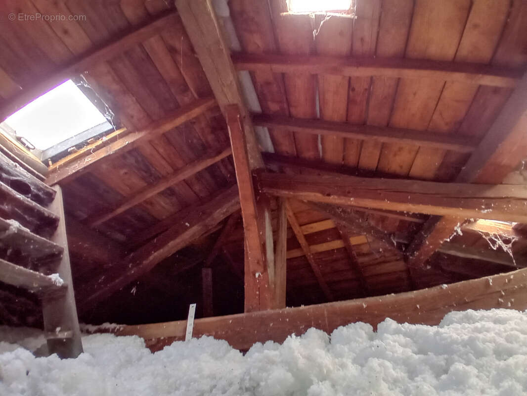 Maison à SAINT-VINCENT-DE-BOISSET