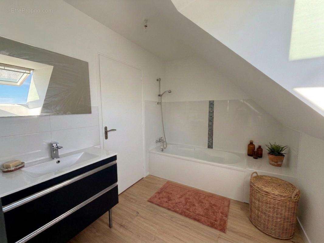 "TY HALEN" - Maison de 5 pièces alliant charme et confort  - Pays Alréen - photo 8