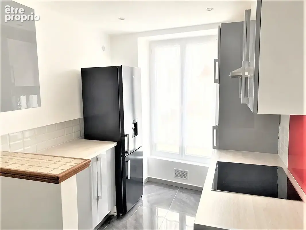 Appartement à LA GARENNE-COLOMBES