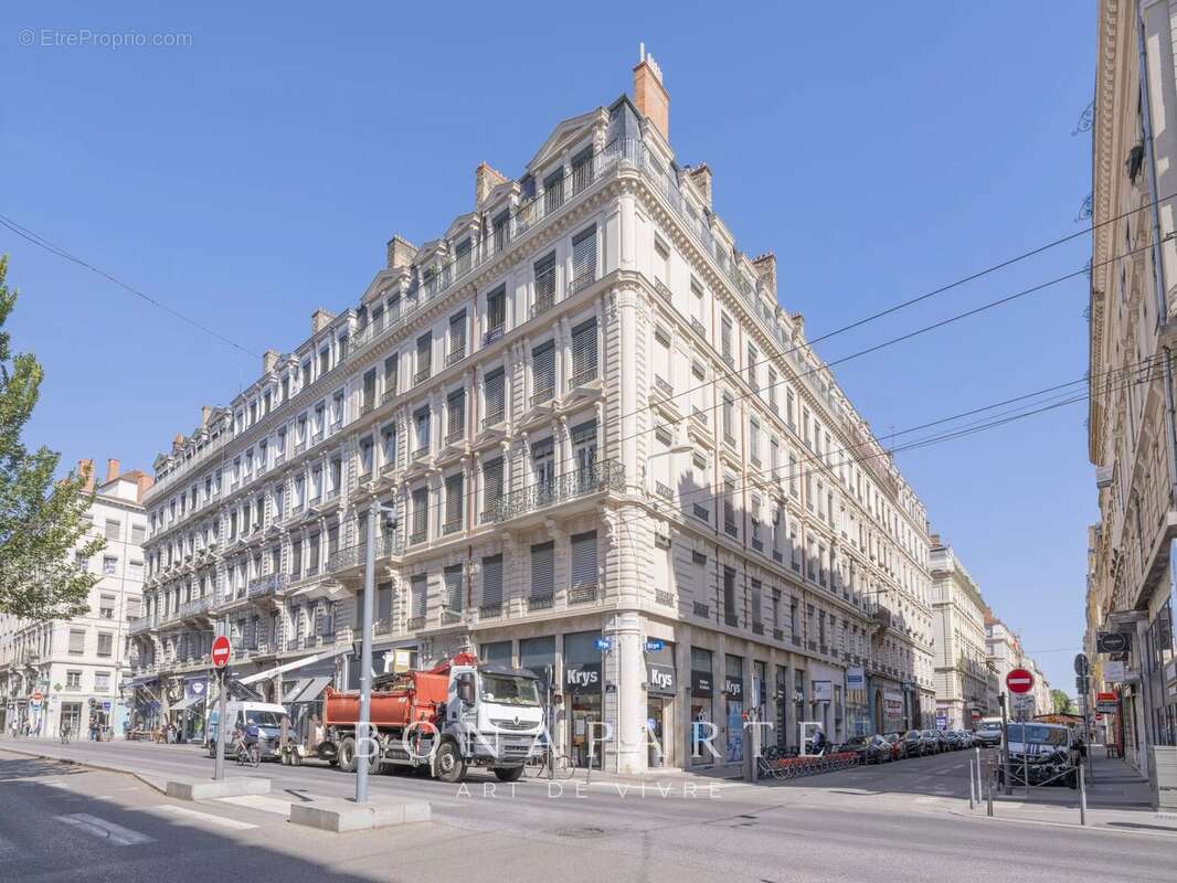 Appartement bourgeois - lyon 6 - 131m² - exposition sud et est - photo 17