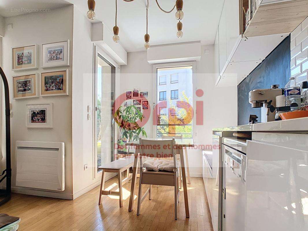 Appartement à ISSY-LES-MOULINEAUX