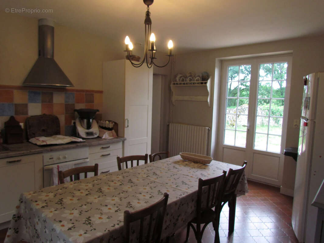 Maison à BERNAC