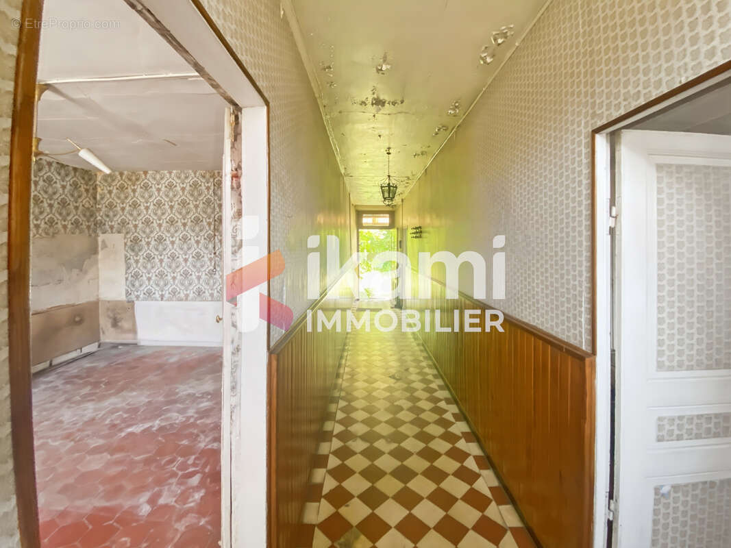 Maison 5 pièces de 125 m2 à Villeneuve l'Archevêque 89190 - photo 6