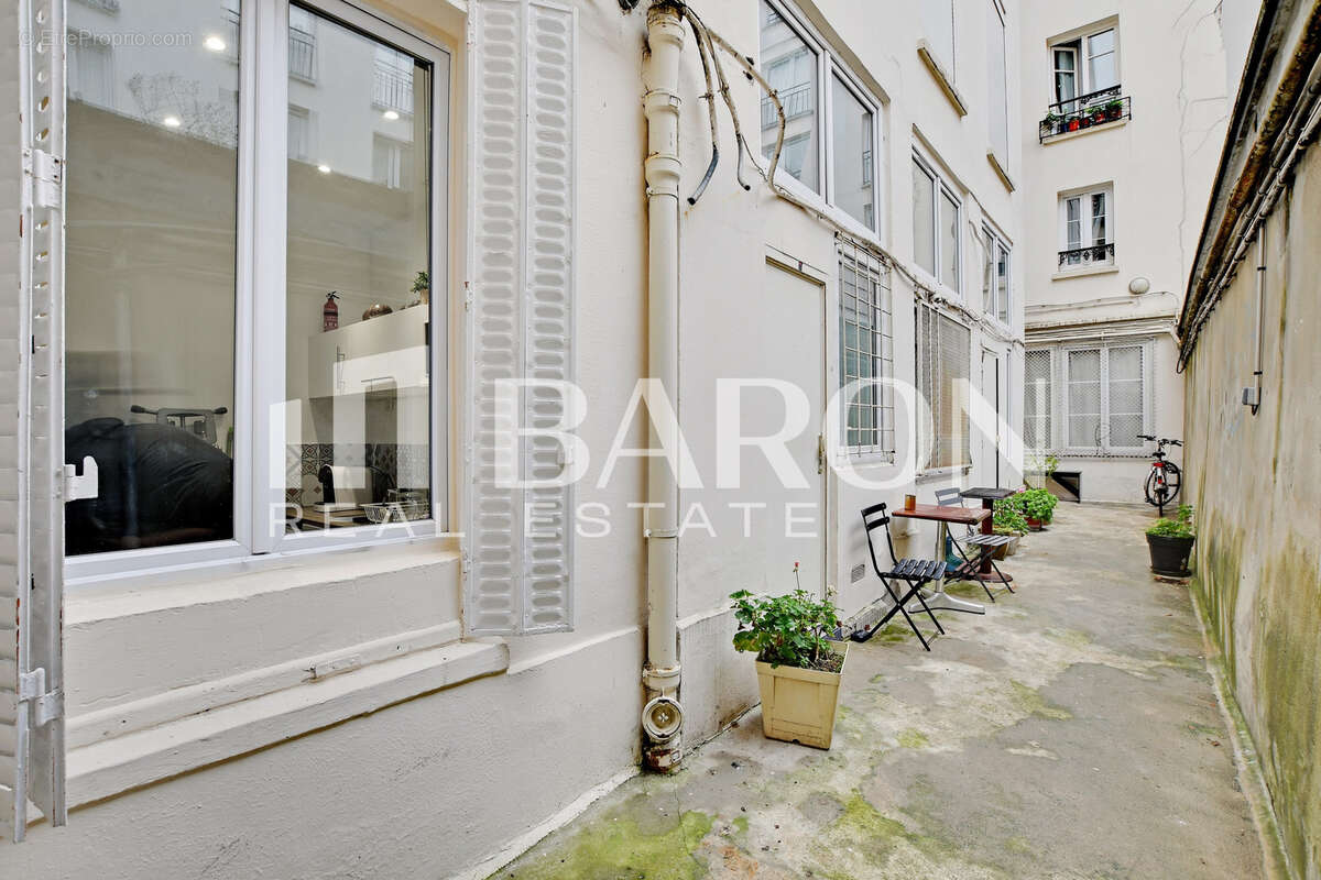 Appartement à PARIS-11E