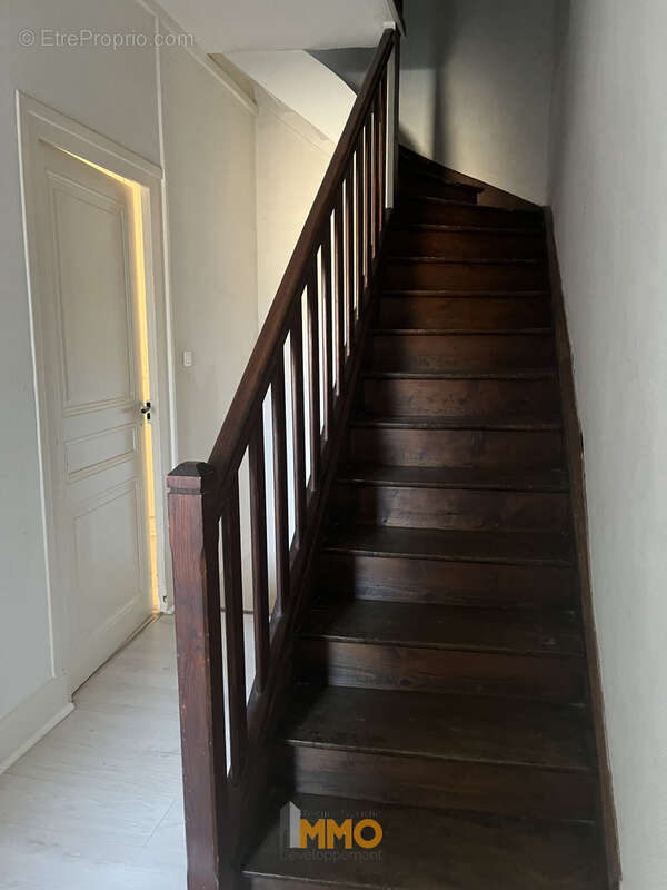 Maison à OINGT