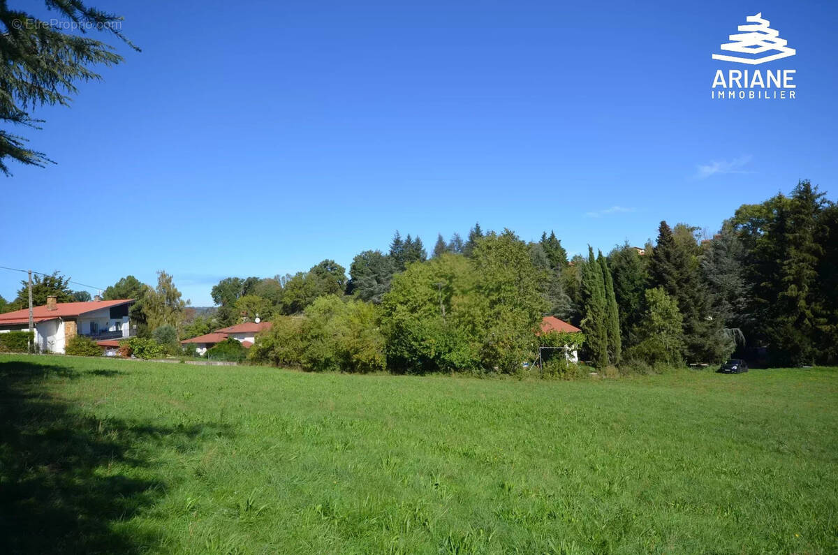 Terrain à VIENNE