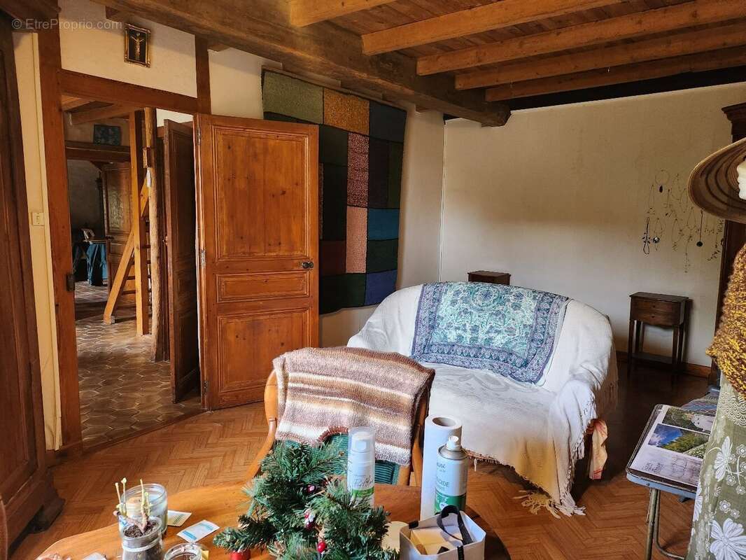 Maison à COURBILLAC