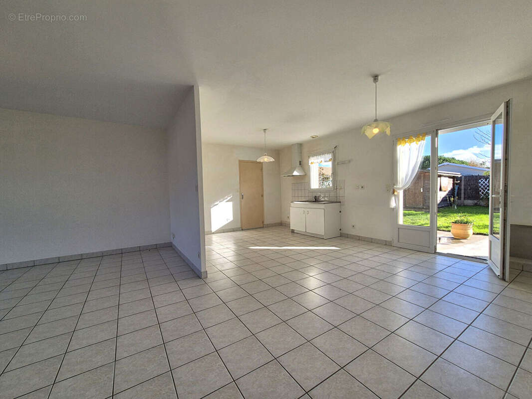 Maison à SAINT-HILAIRE-DE-RIEZ