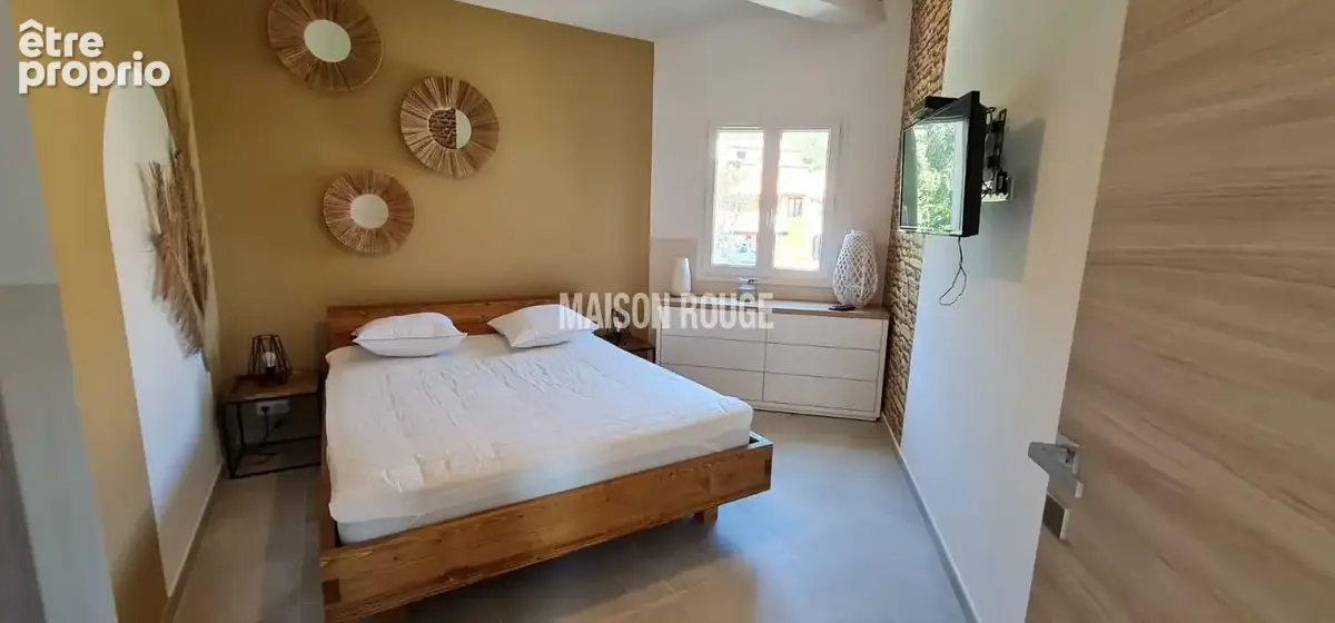 Saint-Raphaël : Villa contemporaine d'exception avec vue mer panoramique et piscine à débordement » - photo 17