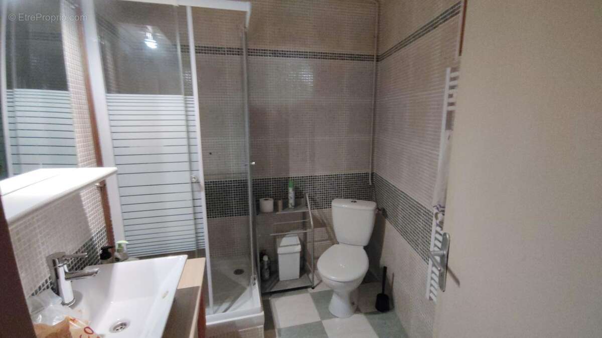 Maison à TERRASSON-LAVILLEDIEU