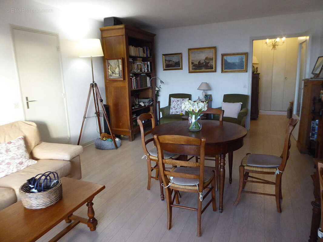 Appartement à TROUVILLE-SUR-MER