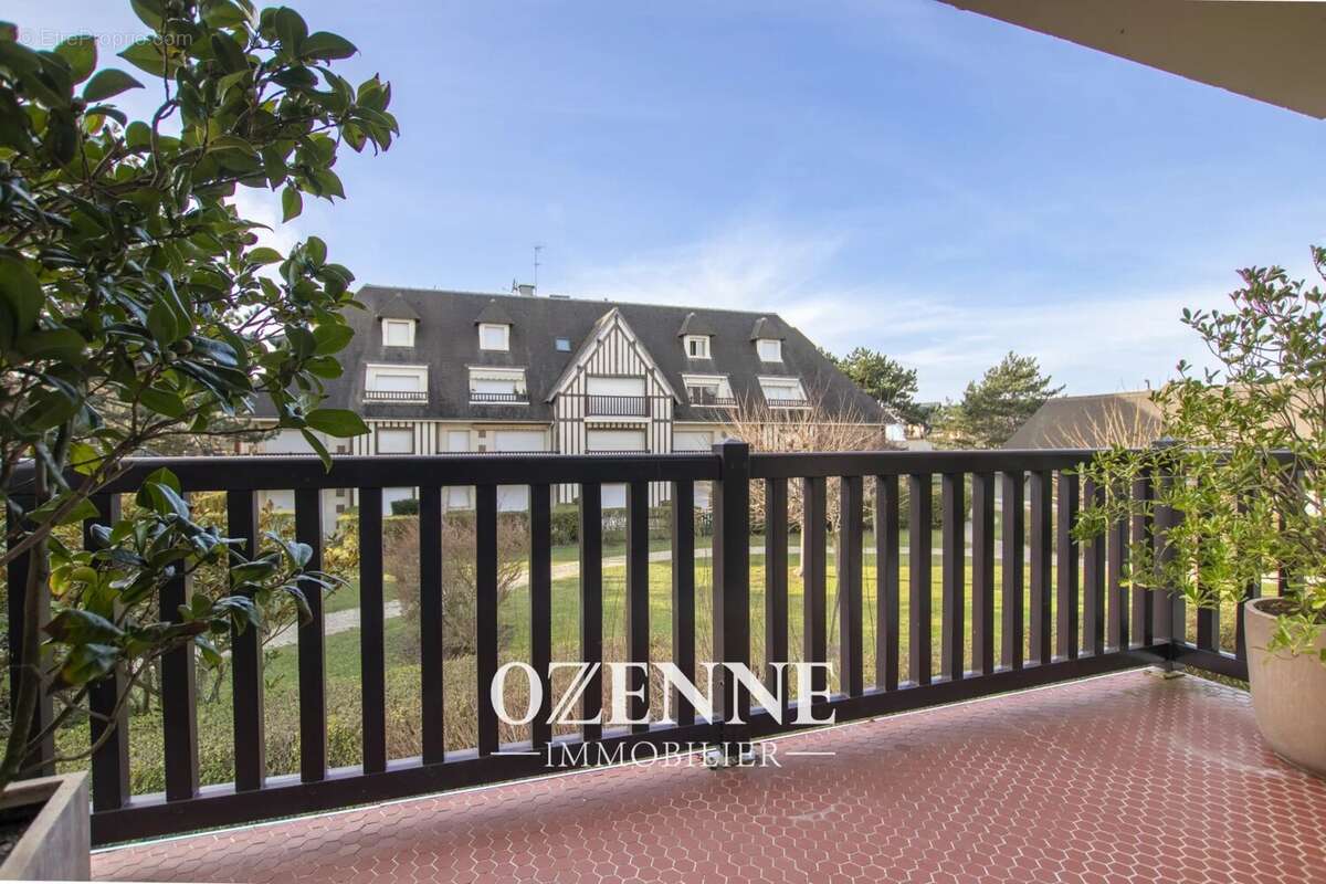 Appartement à BENERVILLE-SUR-MER