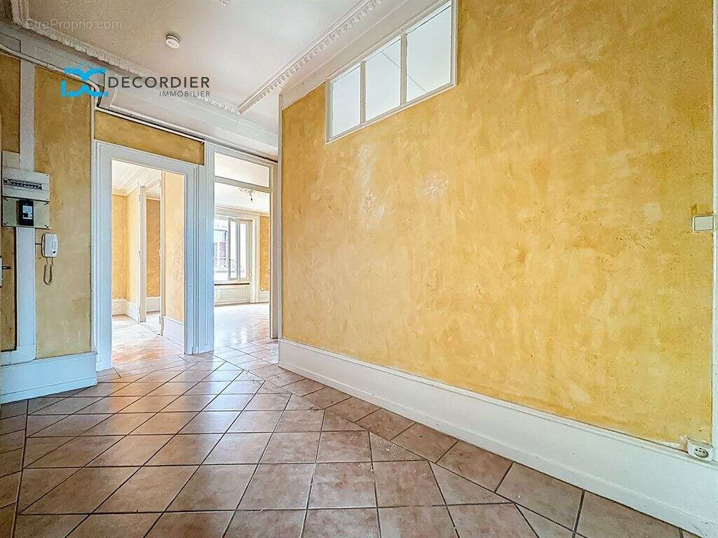 Appartement à EVIAN-LES-BAINS