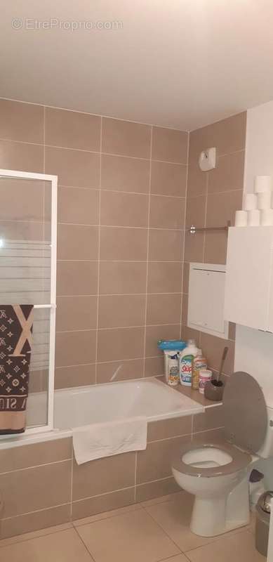 Appartement à MARSEILLE-3E