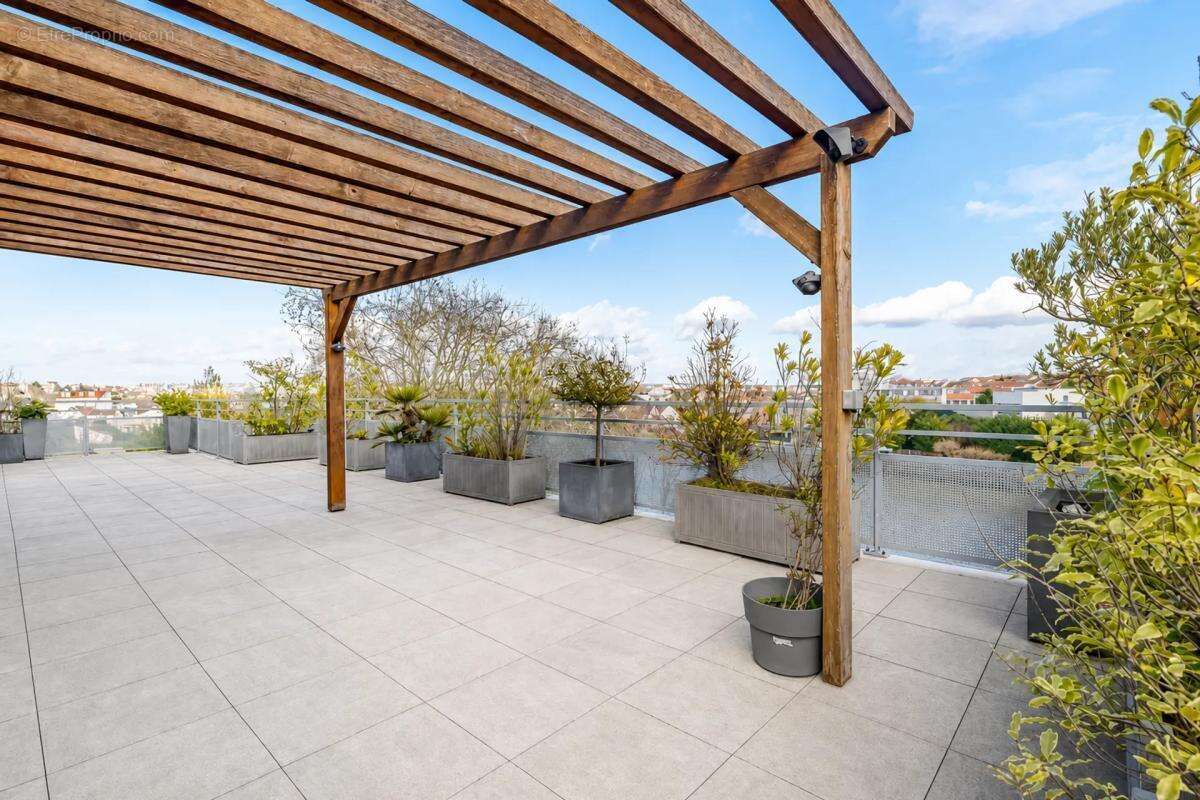 Appartement à LE PERREUX-SUR-MARNE