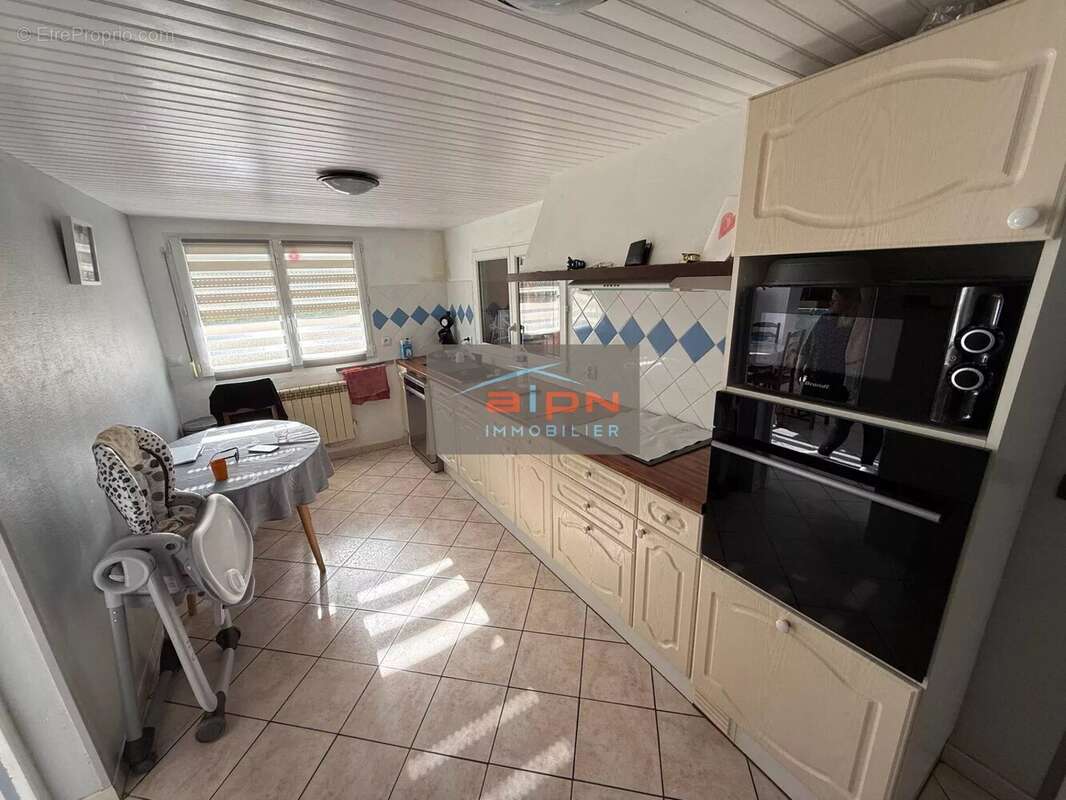 Maison à TOURVILLE-LA-RIVIERE