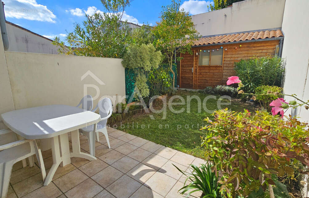 Maison à VAUX-SUR-MER