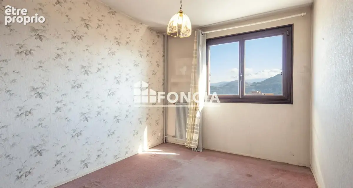 Appartement 5 pièces 90 m² à vendre à Echirolles (38130) - photo 9