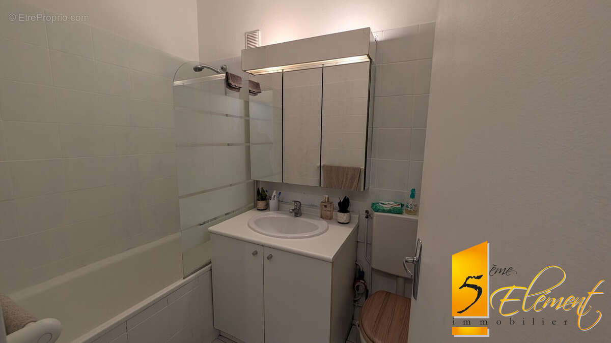Appartement à LYON-8E