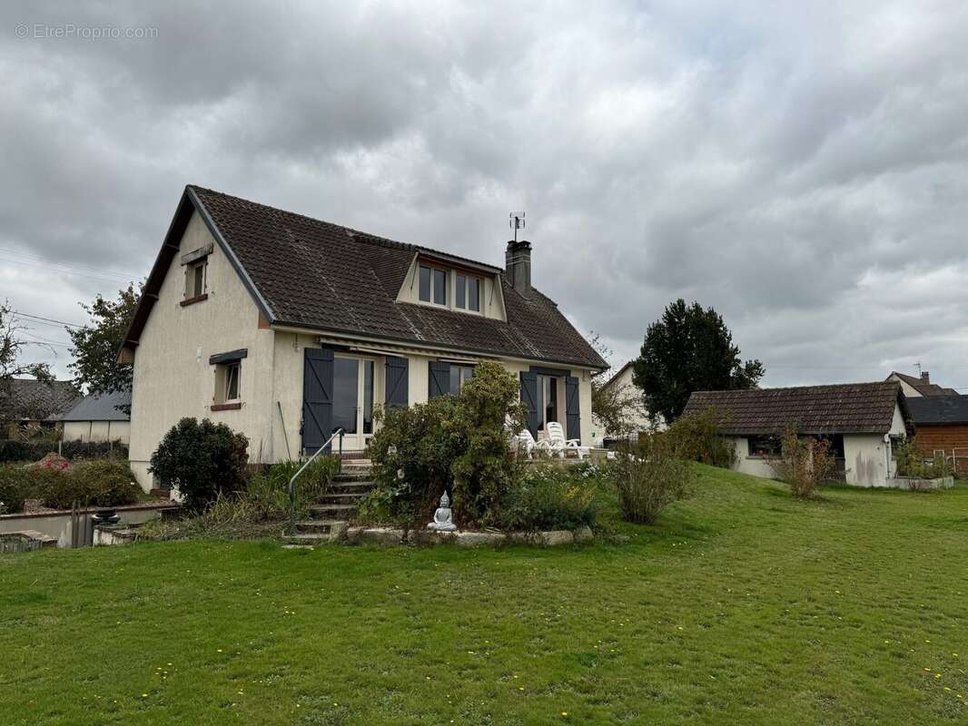 Maison à BERNAY