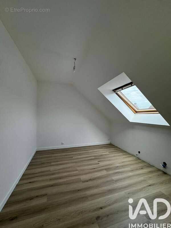 Photo 3 - Maison à VAUREAL