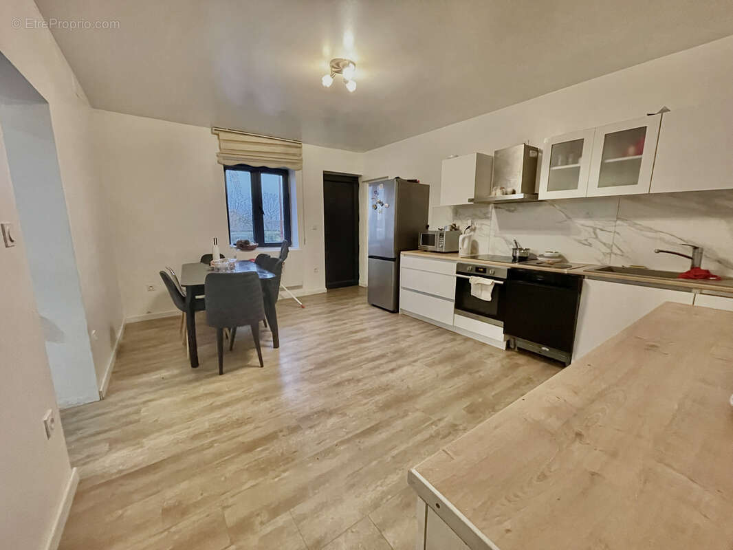 Appartement à NOISSEVILLE