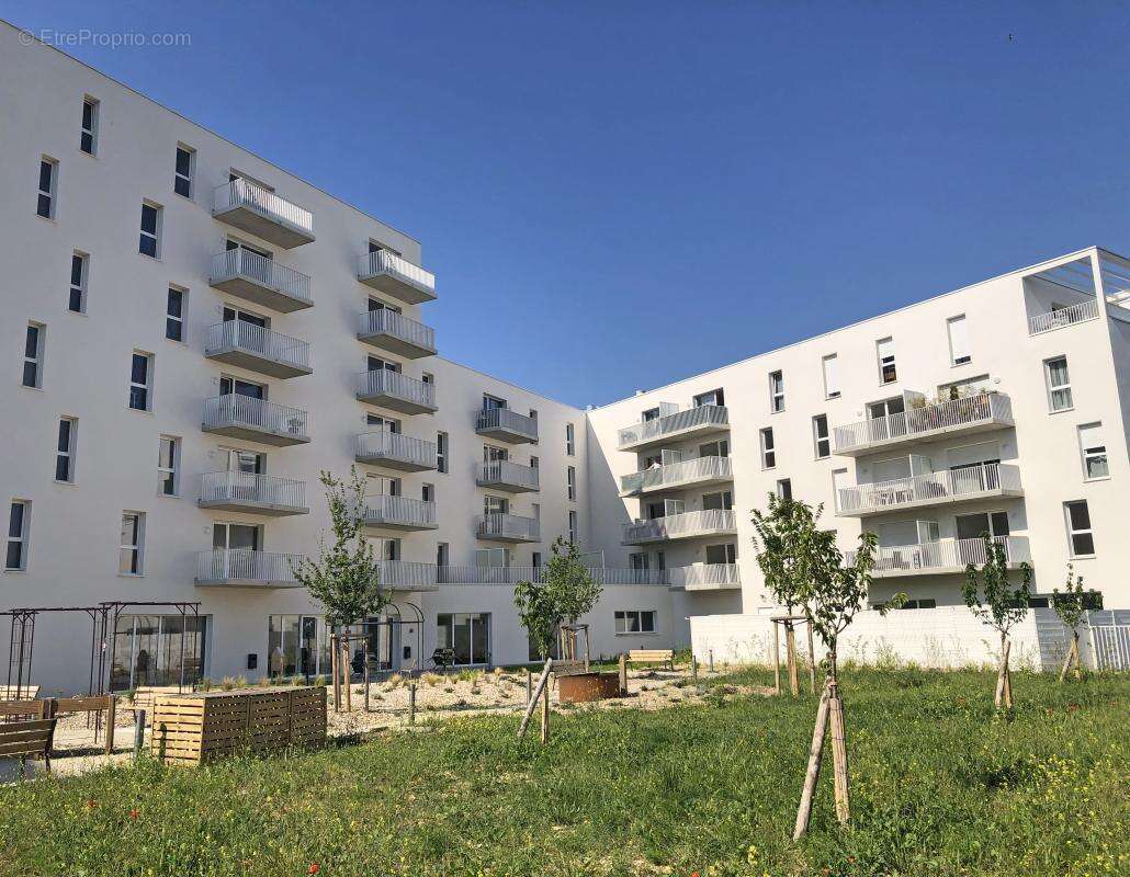 Appartement à FLEURY-SUR-ORNE