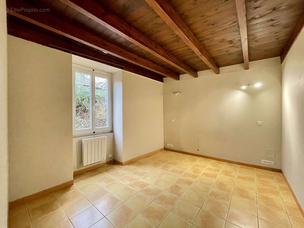 Maison à AVAILLES-LIMOUZINE