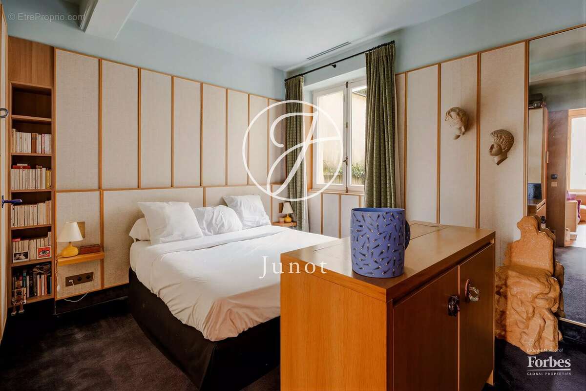Appartement à PARIS-5E