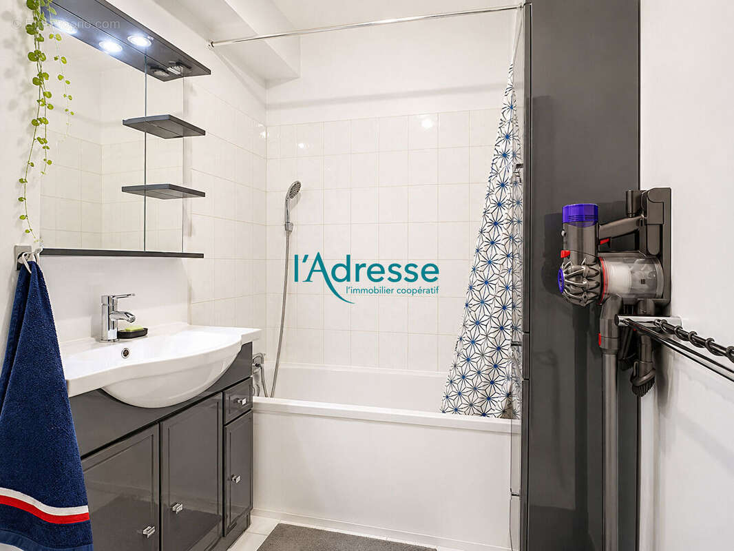 Appartement à NANTERRE