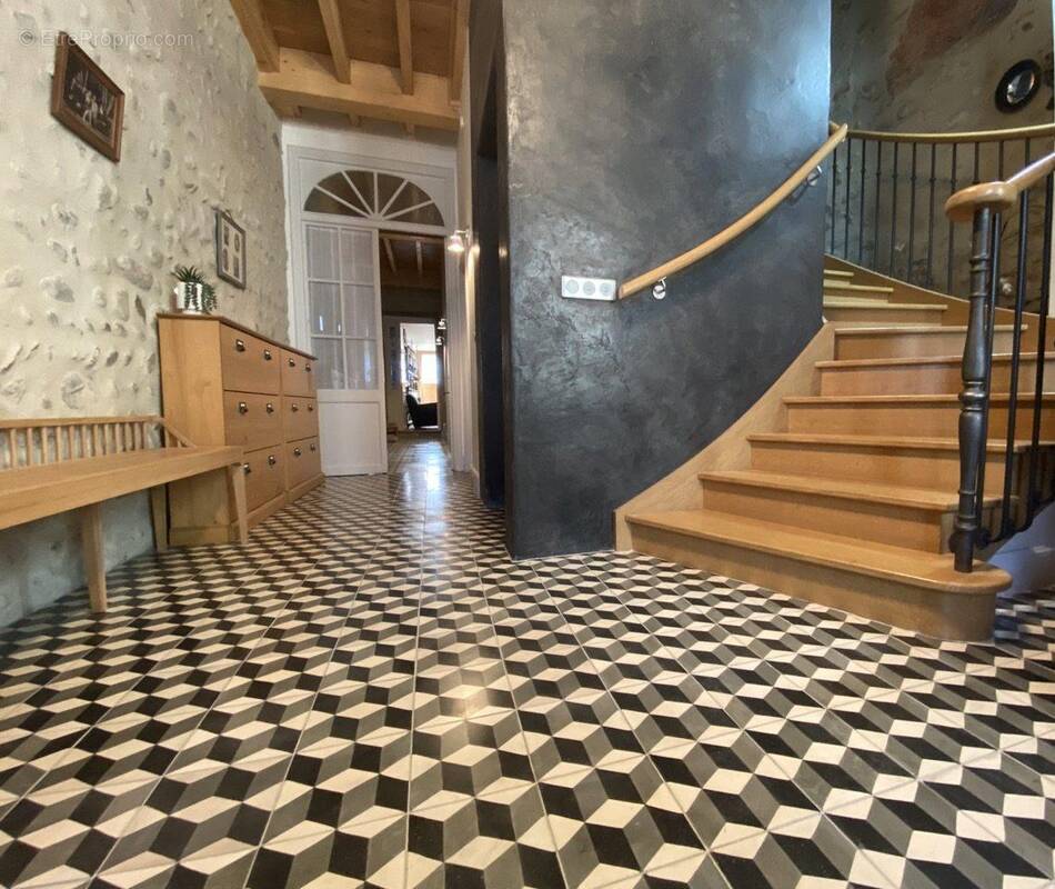 Entrée principale Rdc - Maison à BAGNERES-DE-BIGORRE