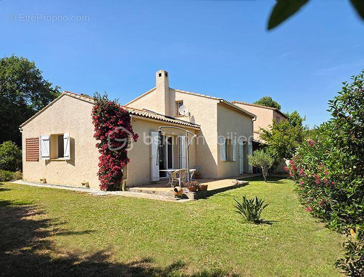 Maison à HYERES