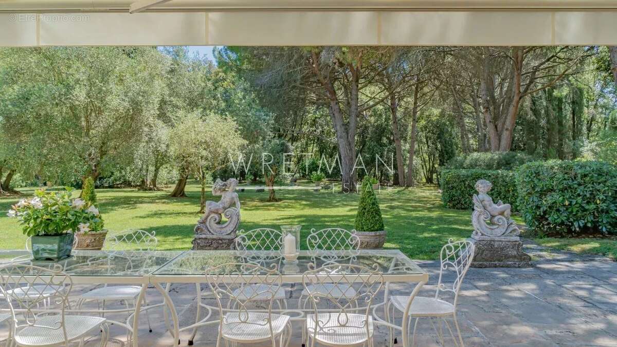 Maison à AURIBEAU-SUR-SIAGNE