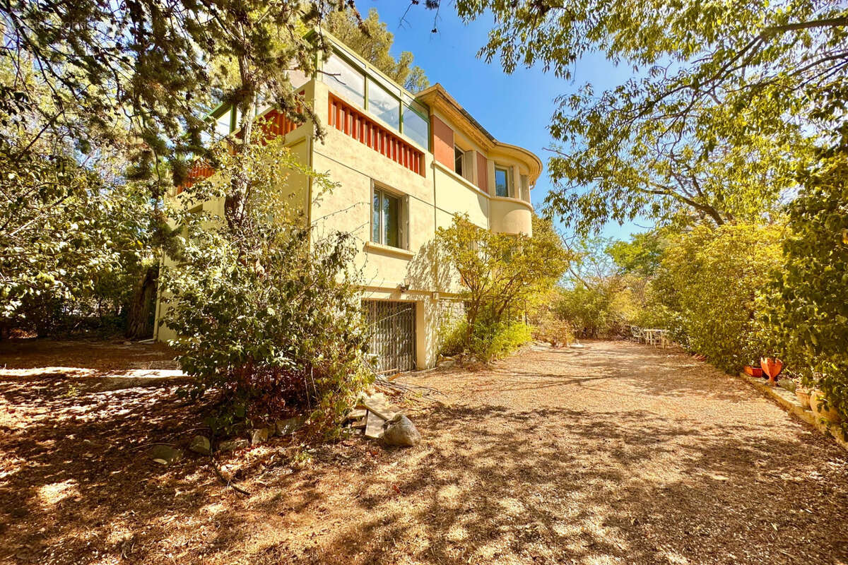 Maison à LA VALETTE-DU-VAR