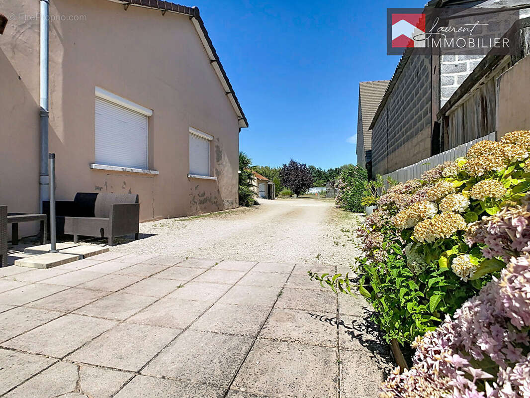 Maison à EPERVANS