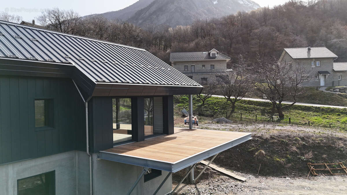 Maison à VILLARGONDRAN