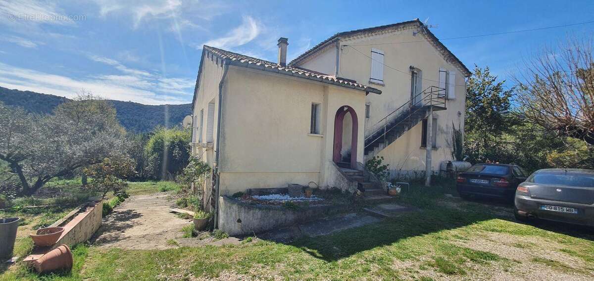 Maison à SAINT-FLORENT-SUR-AUZONNET
