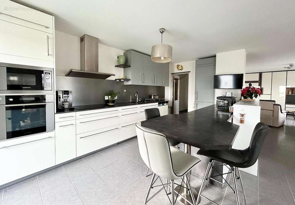   - Appartement à ANGERS