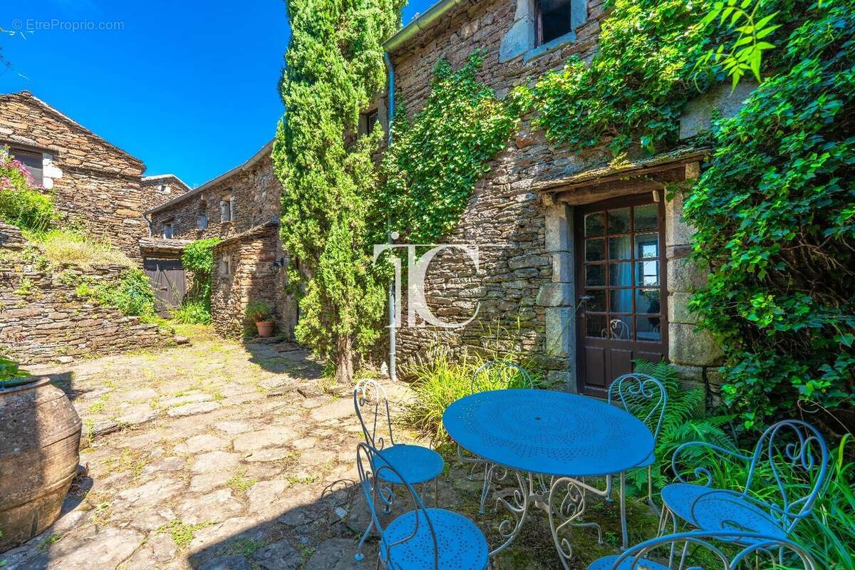 Mas du xviiieme 167m² habitables 1,2ha attenant et non attenant - photo 19