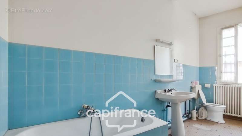 Appartement à SAINTE-LIVRADE-SUR-LOT