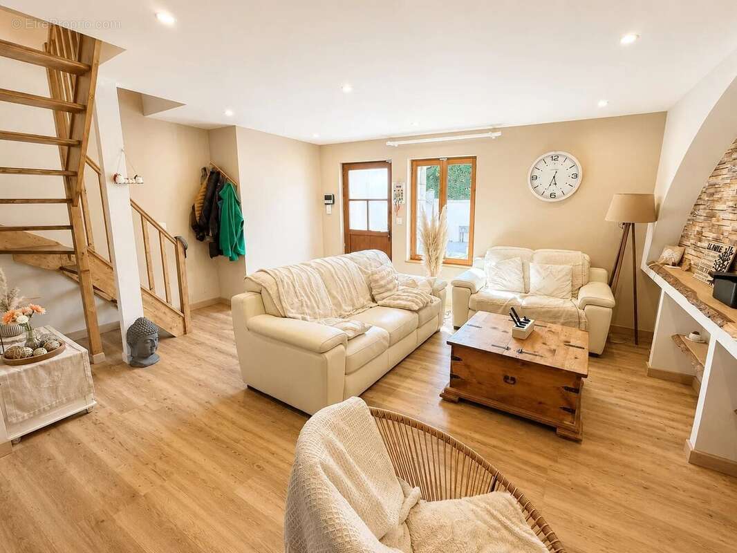 Maison Familiale - 4 Chambres - Ref 2296 - photo 3