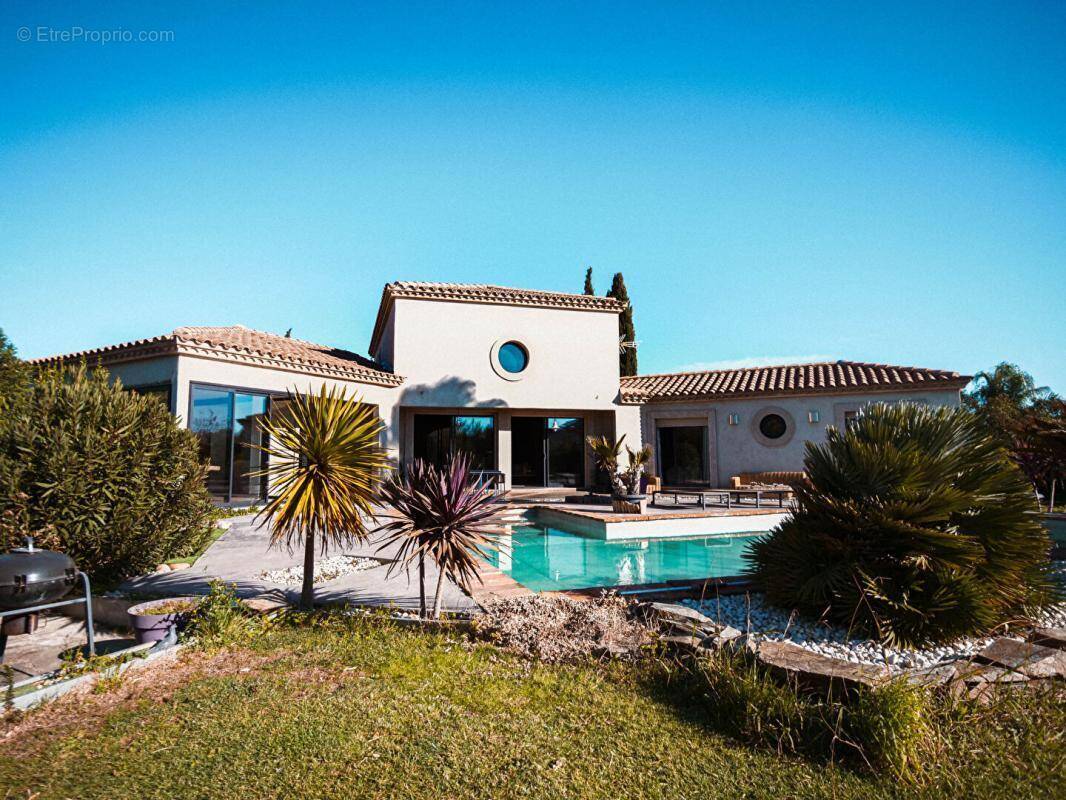 Maison à SAINT-FELIU-D'AVALL