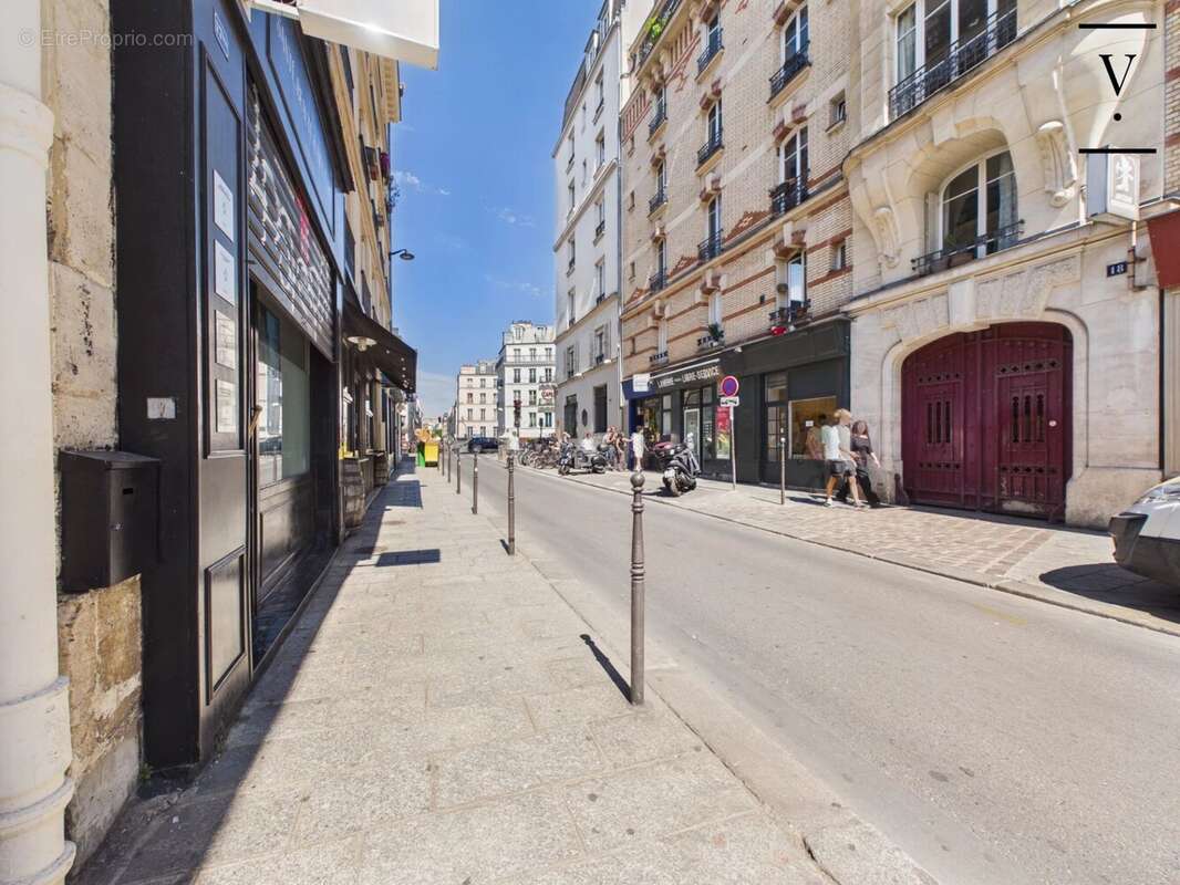Paris IIIe - Quartier des Enfants Rouges - 3P - Etage élevé avec ascenseur - photo 11