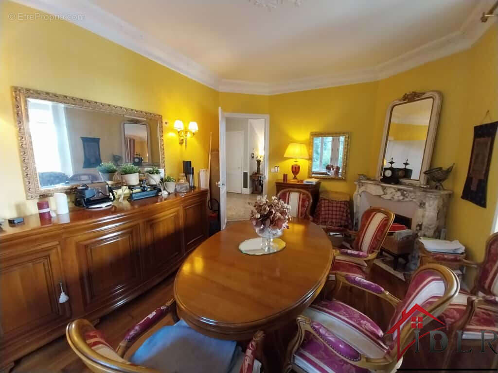 Maison à LUXEUIL-LES-BAINS