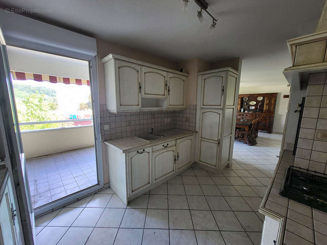 Appartement à COGNIN