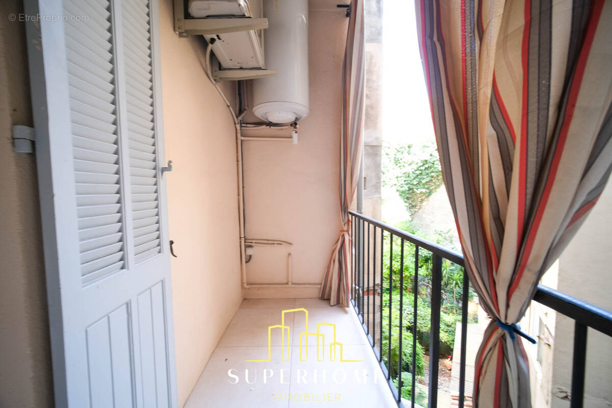 Appartement à MARSEILLE-6E