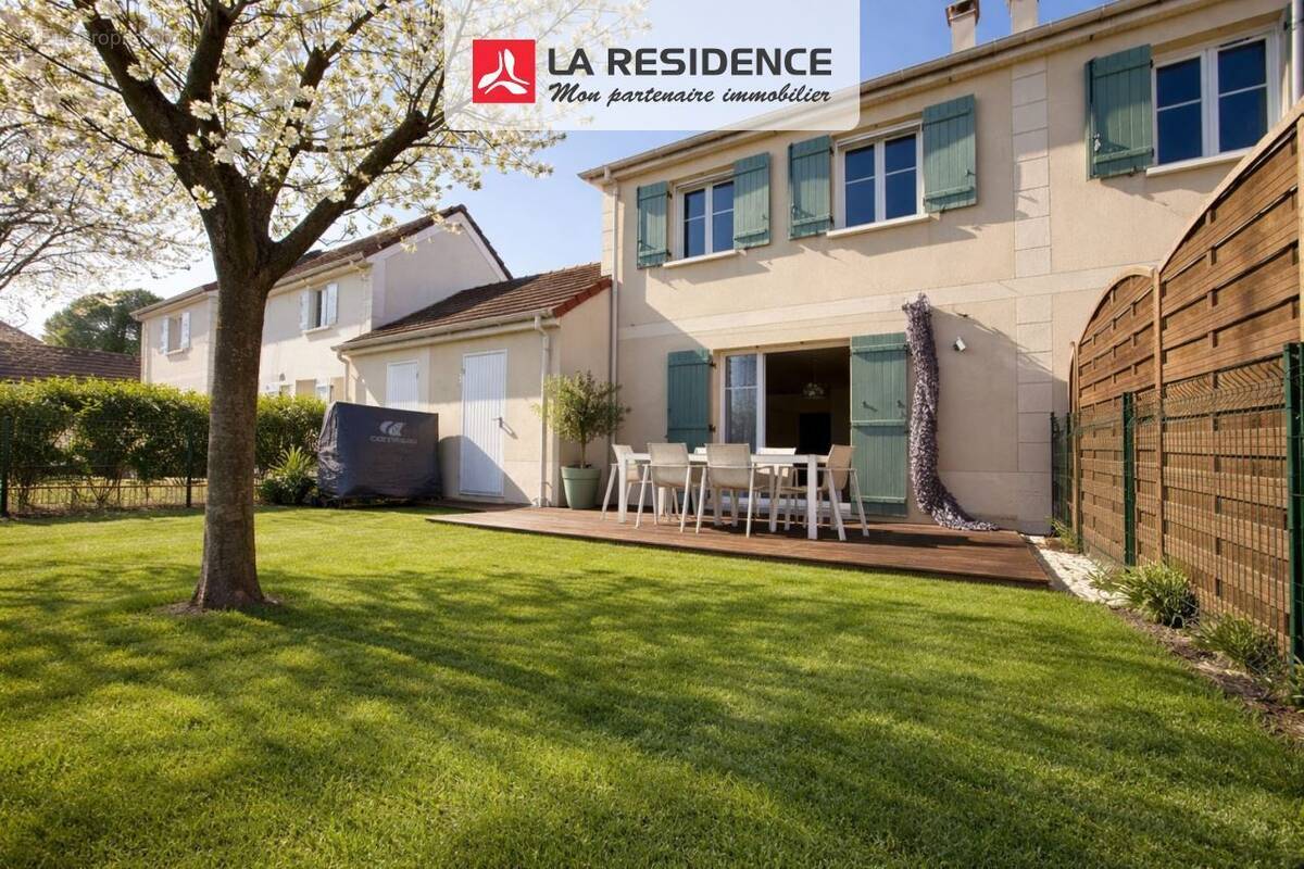 Maison à BONNIERES-SUR-SEINE