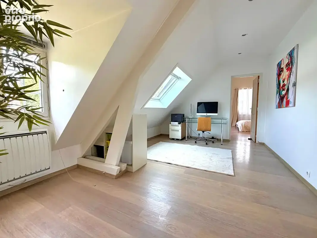 Maison spacieuse dans le coeur de Condé Ste Libiaire - photo 7